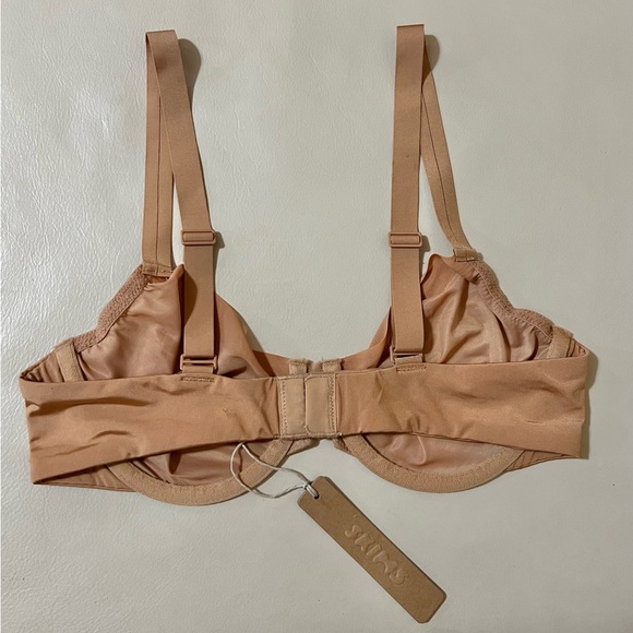 NWT Skims Unlined Demi Bra Size 34B - Picture 5 of 11